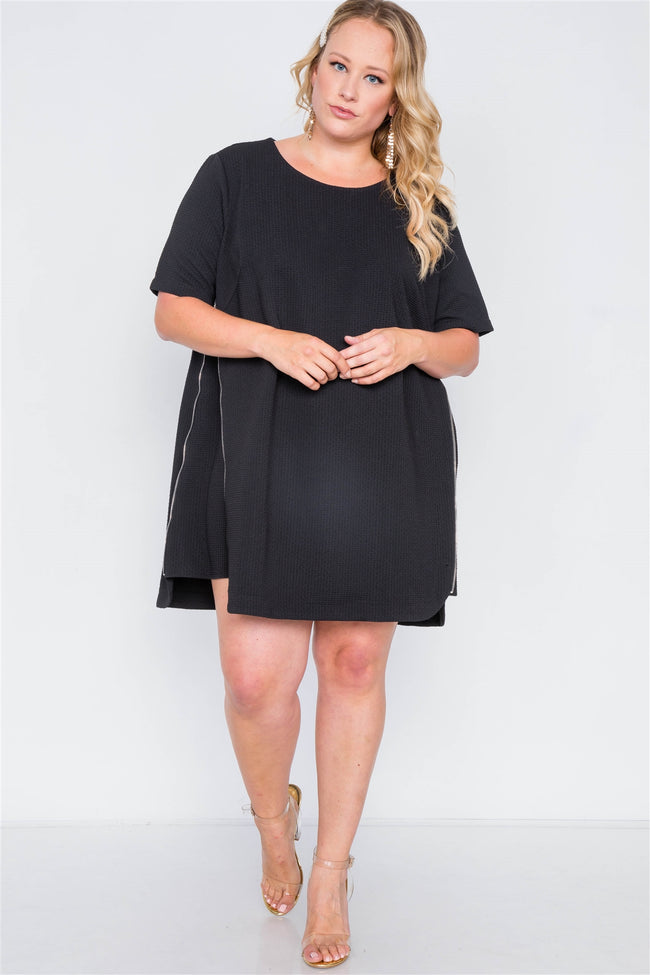 Plus Size Black Textured Short Sleeve Dress